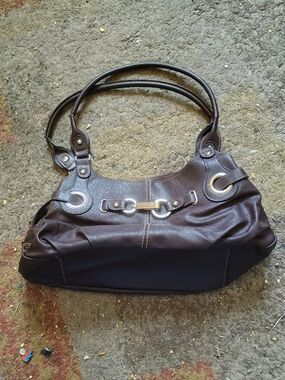 Women's Brown Leather Shoulder Bag - Classic Everyday Tote